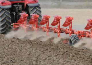 Ploughs Kuhn Vari-Manager 8E NSH