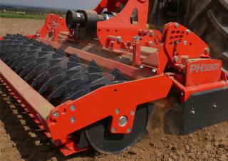 Power harrows Kubota PH3301