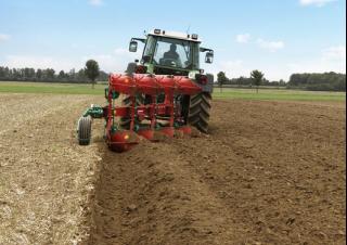 Pulluklar Kverneland LB 100/200
