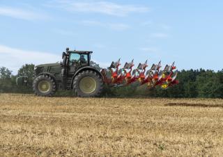 Pulluklar Pöttinger Servo 4000