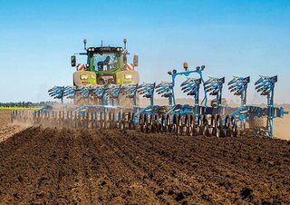 Pulluklar Lemken Titan 18 V 7+4+1 / 100