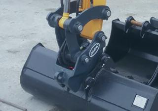 Attachments Quick Couplers Daemo DMQ290