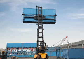 Reach stacker Sany SDCY100K8-T