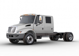 Trucks Rigid Chassis International Durastar 4400 107 SBA Crew Cab Cummins B6.7