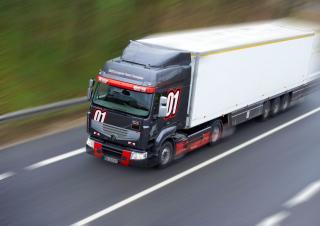 Trucks Rigid Chassis Renault PREMIUM 320.32 4X2