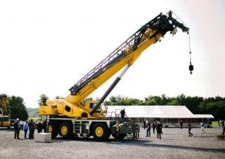 Rough-terrain Cranes Grove GRT9165