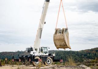 Rough-terrain Cranes Liebherr LRT 1090-2.1