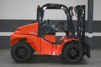 Rough Terrain Forklifts Mast Explorer H 25 DA