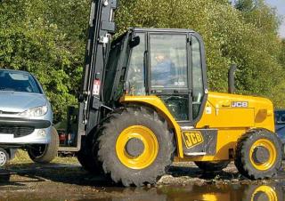 Rough Terrain Forklifts JCB 930