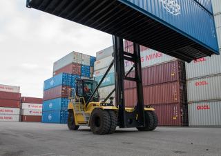 Rough Terrain Forklifts Hyster H200XD-EC7