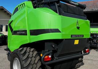 Round balers DEUTZ-FAHR VariMaster 1090