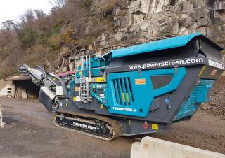 Rubble Recycling Plants Powerscreen Trakpactor 290SR