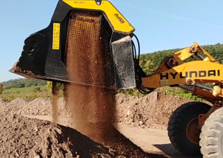 Attachments Screening buckets MB Crusher MB-LS220 S2