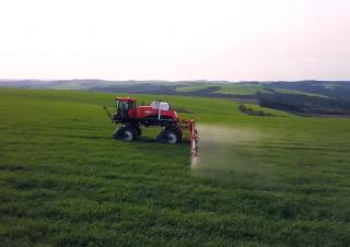 Self-propelled field sprayers Kuhn FIGHTER 3000