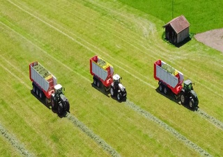 Silage trailers Pöttinger Jumbo 8400