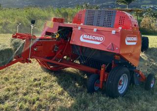 Square balers Maschio Pitagora