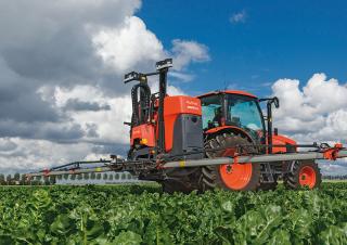 Tarla püskürtücüler Kubota XMS218 iXflow-E