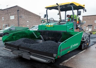 Tekerlekli asfalt parkeleri Vögele Super 1003i