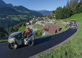 Tekerlekli asfalt parkeleri Vögele Super 1803-3i