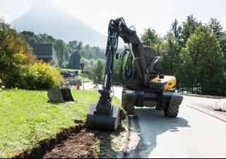 Tekerlekli ekskavatörler Mecalac 12MTX