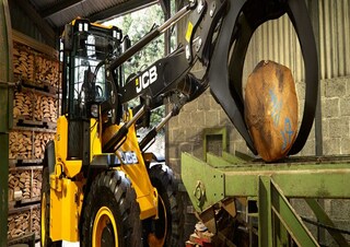 Tekerlekli yükleyiciler JCB 417 HT