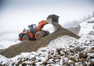 Tekerlekli yükleyiciler Hitachi ZW370-6
