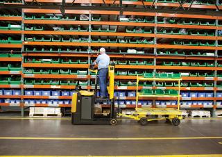 Tow tractors Hyster LO100