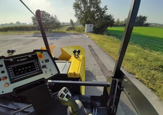 Tracked Asphalt Pavers Bomag BF 700 C 3 S 600