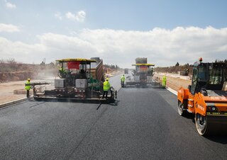 Tracked Asphalt Pavers Vögele SUPER 1880-3 L