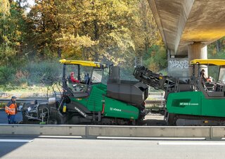Tracked Asphalt Pavers Vögele Super 1900-3i