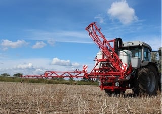Trailed field sprayers Unia Lux 415  