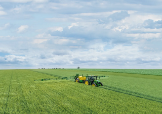 Trailed field sprayers John Deere M732i