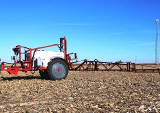 Trailed field sprayers Unia Plus Rex 2021