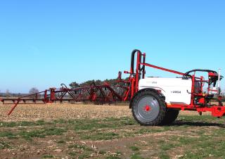 Trailed field sprayers Unia Plus Rex 2021