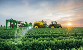 Trailed field sprayers John Deere M952
