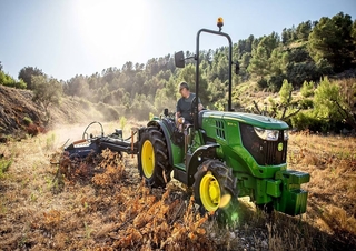 Traktörler 4wd John Deere 5105GL