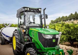 Traktörler 4wd John Deere 5115GN