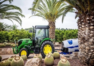 Traktörler 4wd John Deere 5115GN