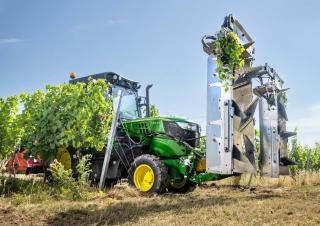 Traktörler 4wd John Deere 5115GV