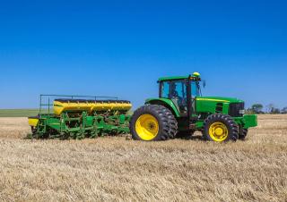 Traktörler 4wd John Deere 6135J