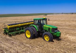 Traktörler 4wd John Deere 6150J