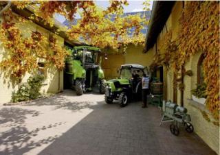 Traktörler 4wd DEUTZ-FAHR Agroplus V 420 INV.Idraulic