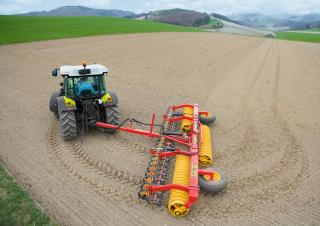 Traktörler 4wd Claas Elios 210 Classic 