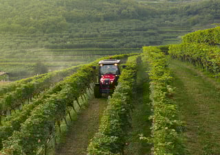 Traktörler 4wd Valtra F105S