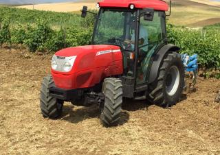 Traktörler 4wd McCormick F90F