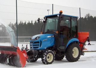 Traktörler 4wd LS J27 HST