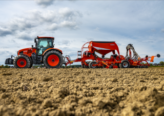 Traktörler 4wd Kubota M7173