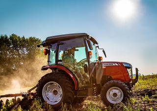 Traktörler 4wd Massey Ferguson MF 1765 M