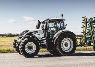 Traktörler 4wd Valtra T174EA