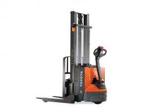 Pallet Stackers Walkie Stackers Toyota 8BWS10